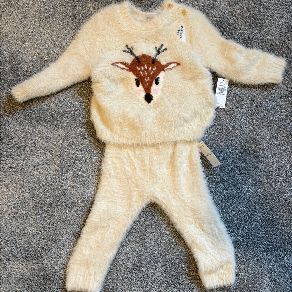 Fuzzy cream reindeer set